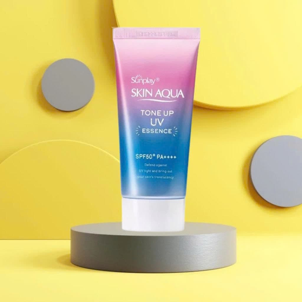 Kem chống nắng nâng tông Sunplay Skin Aqua Tone Up UV Essence Lavender SPF 50+ PA++ 50g